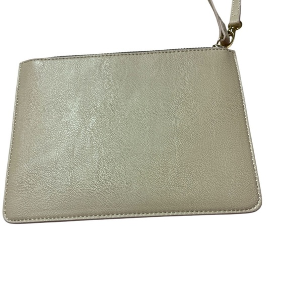 Betsey Johnson Cream Clutch Wristlet with Zipper Closure - Picture 4 of 4